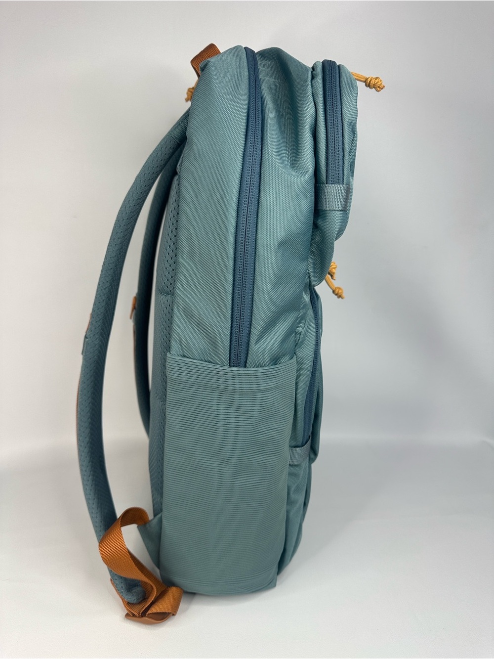 Cotopaxi Tasra 16L Everglade Lightweight Travel Backpack - Picture 4 of 6